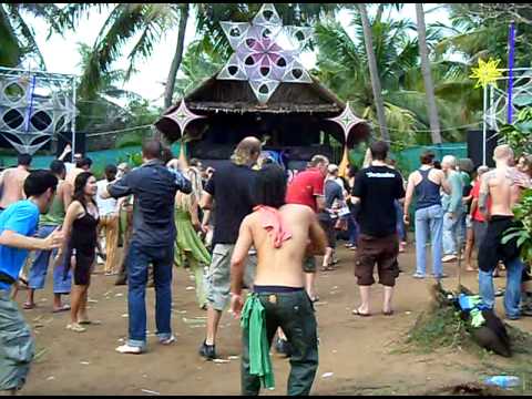 Pangan Shiva moon famaly morningtime end of dec 2008 003