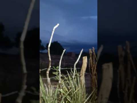 A chuva chegou no nordeste da Bahia  Irará água fria #chuva