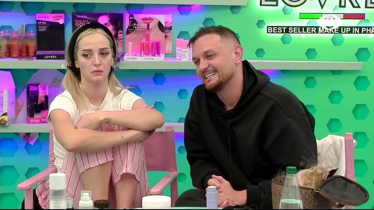 “Artani të ka sulmuar disa herë, a ke diçka për të deklaruar?”/ Edisa pyet Shëndritin në dhomën e grimit