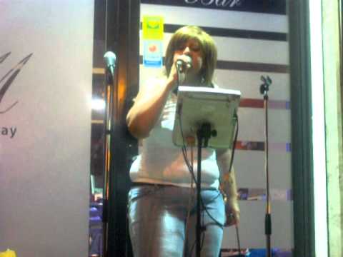 karaoke millionare bar