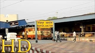 preview picture of video 'ENTERING RAIPUR JUNCTION AND SIMULTANEOUS DEPARTURE OF 12807 SAMTA EXPRESS'