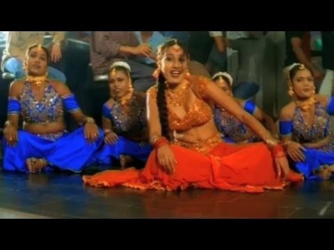 Kudi Patakha Ho Gayi — watch video