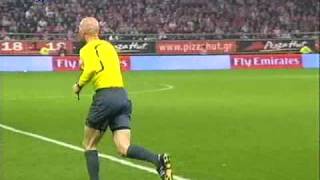 Stupid greek referee missed his yellow card