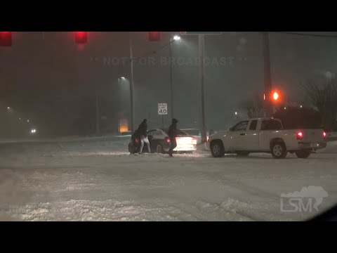 02-14-2021 Norman, OK - Snow Drifts Catch and Stop Several Cars on Valentine's Day