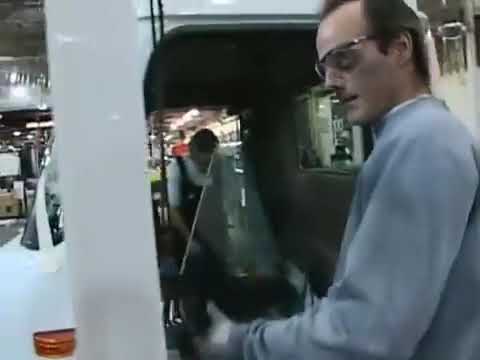 Mighty Machines S2 E8 Building A Truck!