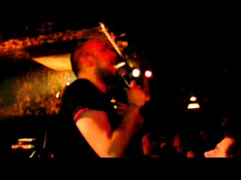 Grimus - Backseat Driver live in Club A (17 nov 2010)