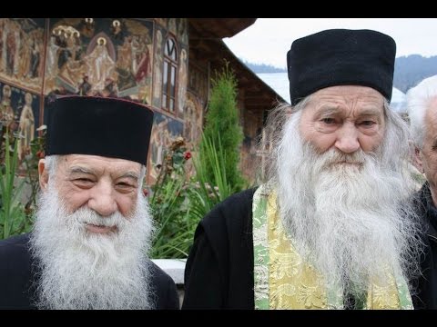 Parintele Justin Parvu la inmormantarea Parintelui Gheorghe Calciu   MARTURISITORII