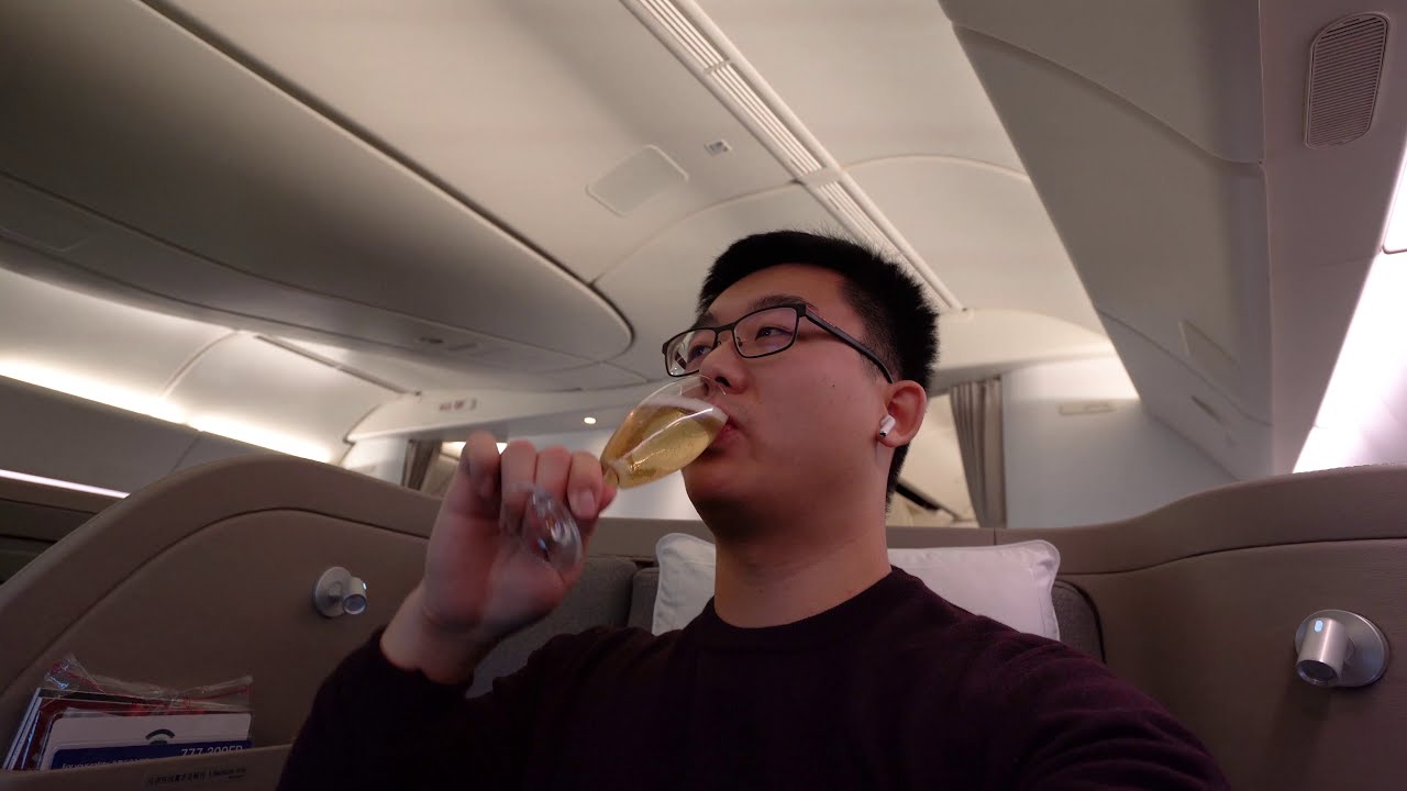 Cathay Pacific First and Business Class Lounge