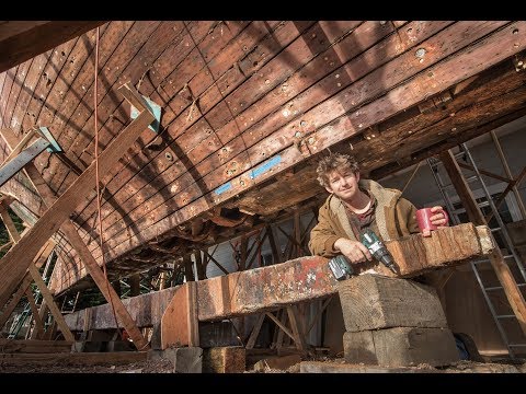 Removing HUGE Keel Timber from 20ton historic yacht, ALONE! TALLY HO EP20
