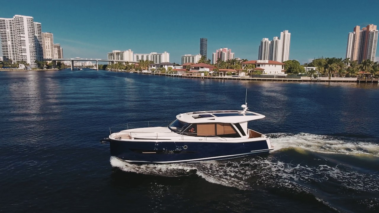 Greenline 39 - Video Brochure