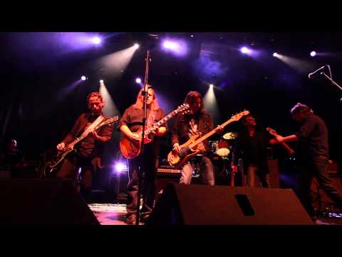 Big Foot Mama & Warren Haynes - Rockin in the free world