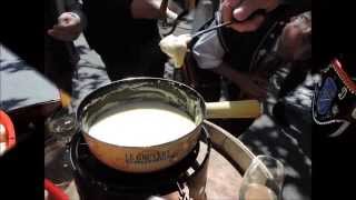 preview picture of video 'La Confrérie du Gruyère au Marché de CAROUGE(GE)'