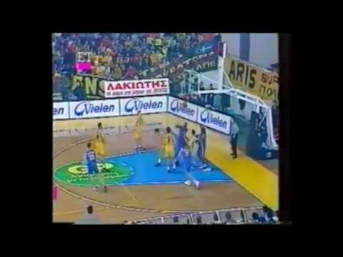 Melvin Tsitoum Peristeri dunks