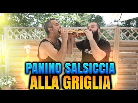 Panino salsiccia alla griglia | Ricetta per panino con la salamella ignorante ! Grigliare duro