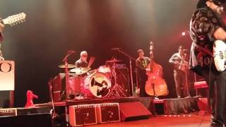The Mavericks, &quot;Shake, Shake, Senora (Jump In the Line)&quot;, Tarrytown Music Hall, 10.31.15