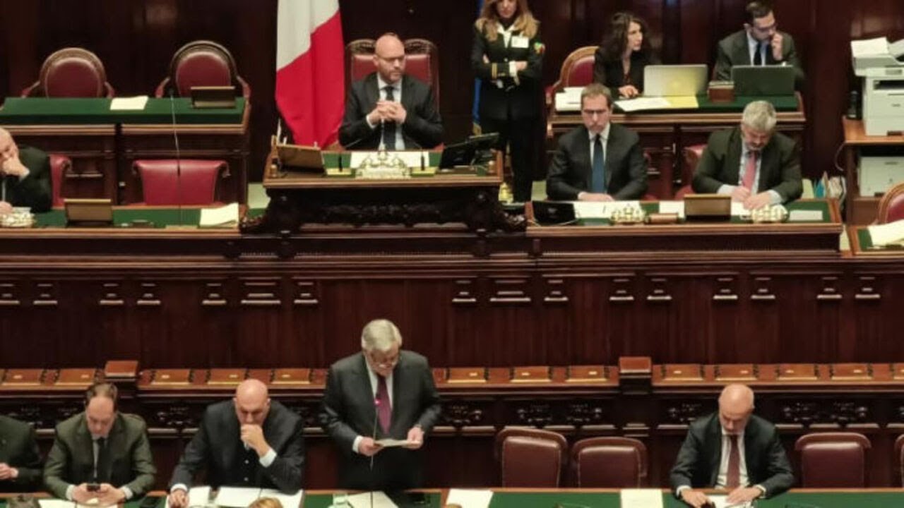 Comunicazioni di Crosetto e Tajani alla Camera su crisi Golfo, immagini