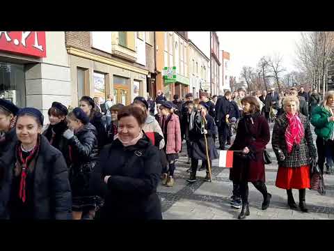 Narodowe Święto Niepodległości w Rybniku - 11 listopada 2022 (przemarsz z bazyliki na rynek)