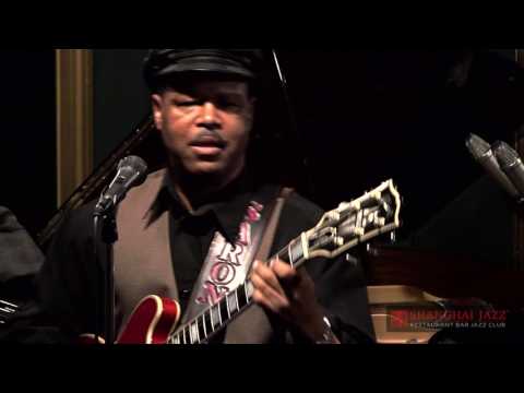 Ghetto Woman by B.B. King - SaRon Crenshaw Quartet @ Shanghai Jazz - Madison, NJ