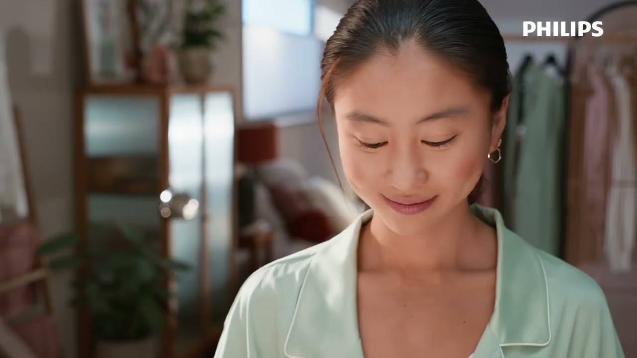 Зубная щетка электрическая Philips Sonicare HX7421/01 серии 7100 video preview