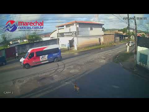 Motociclista perde o controle e colide contra imóvel em Marechal Deodoro/AL