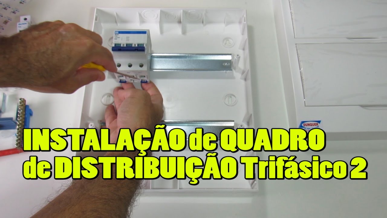 Watch Now Instalação de QUADRO de distribuição TRIFÁSICO 2/5 Instalação de QUADRO de distribuição TRIFÁSICO 2/5