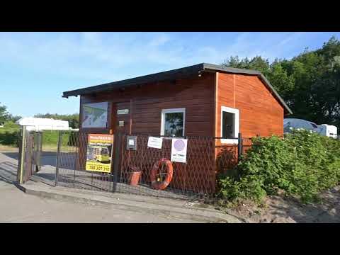 Kemping "Ada" Unieście  (Mielno).Nad samym morzem Pole namiotowe przyjazne rowerzystom. 30m od plaży