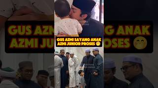 Download lagu Gus Azmi Loves Children 🤭 #gusazmi #azmiaskandar #shorts mp3