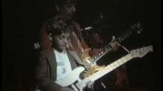 Carlos Santana and Julian Lage - Maggot Brain - Live at Concord Pavillion in 1997
