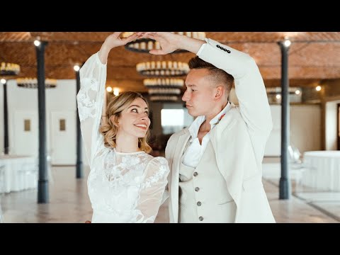 sanah i Kwiat Jabłoni - Szary świat // Pierwszy Taniec Online / KURSY TAŃCA ONLINE ▷ Zatańczmy.pl