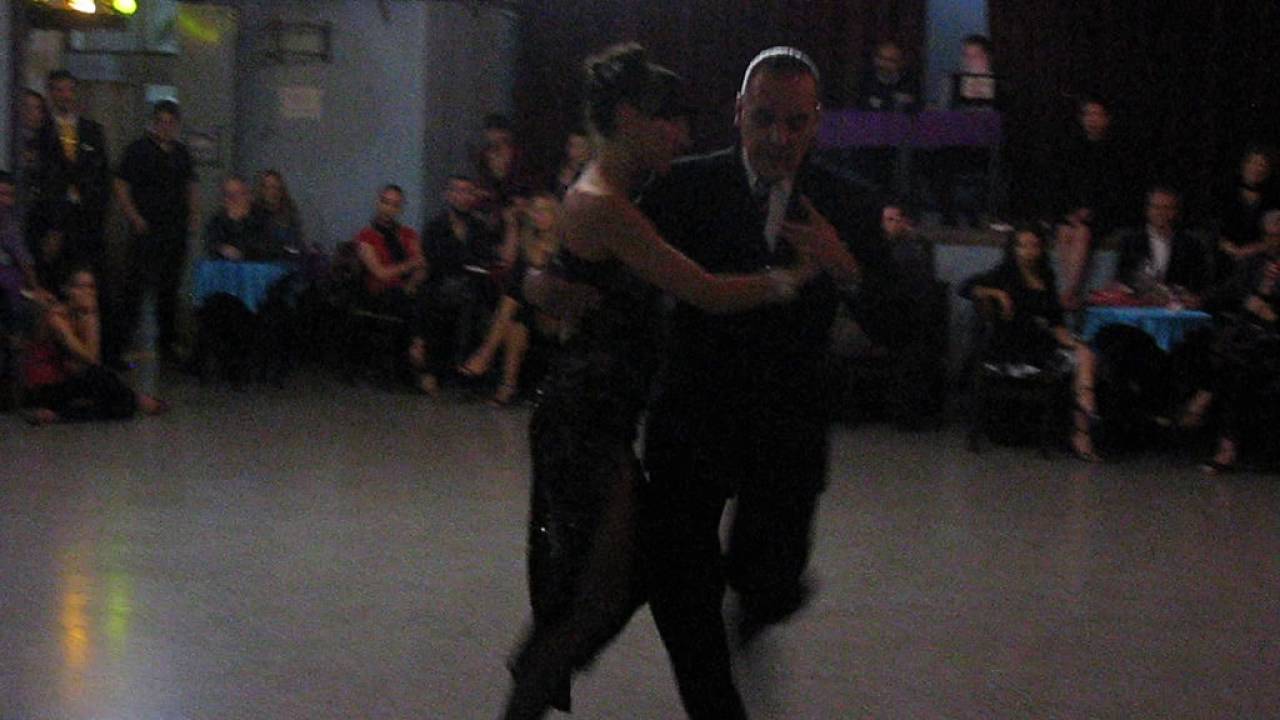 LORENA ERMOCIDA y PANCHO MARTINEZ PEY en Viva La Pepa Milonga (4/4)