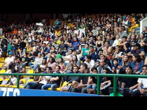 Torcidas, papel importante no jogo de basquete. Miguel Chileno- Aí Sim.