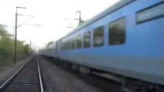 preview picture of video 'New Shatabdi Express'