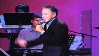 [3 de 10] Marco Barrientos - Magnífico Rey