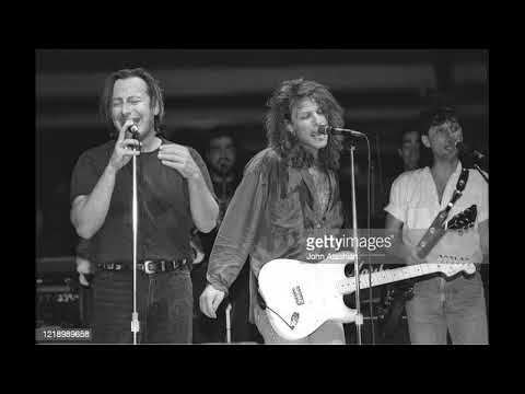 Southside Johnny & Jon Bon Jovi & Little Steven - This Time It's For Real (live in Asbury Park 1990)