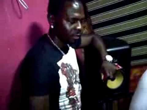 Benji Hype - LIVE IN STUDIO THE MAKING OF ITS TIME FT GINJAH PART 2 @REALLYFEE