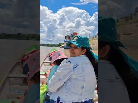 viajando no rio juruá, passando enfrente no porto de guajará Amazonas