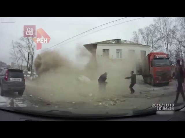Рыбнослободцы, в Сети появилось видео обрушения жилого дома 