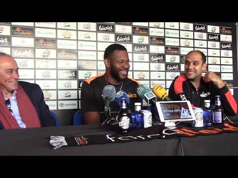 Presentació Oficial Shaquille O'neal Cleare