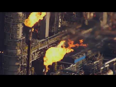 Thumbnail of the video: Trailer: Home (2009)