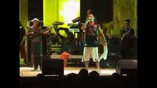 SUD SOUND SYSTEM live Cursi 13/08/2004 p4