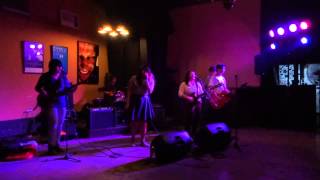 Dearest - Don&#39;t Call Me Back [Live at B-Side]