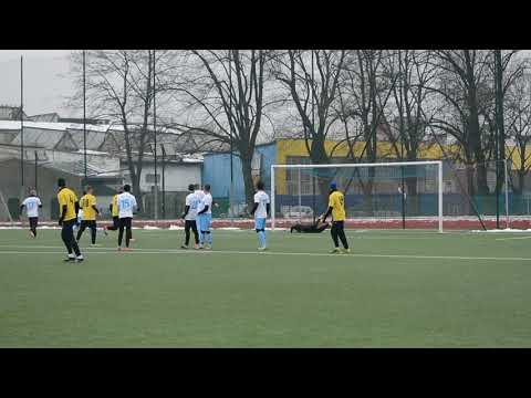 (10.02.2018) Sparing: Kuźnia Jawor - Victoria Ruszów 3:4 - Gol Kamila Kurzelewskiego na 1:1