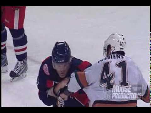 Brad May vs Guillaume Desbiens