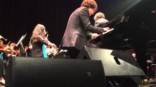 Ben Folds & Chicago Youth Symphony Orchestra - Beating The Piano Like It Owes Him Money :)