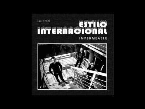 ESTILO INTERNACIONAL - Impermeable