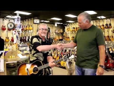Snuffy Walden visits Norman's Rare Guitars