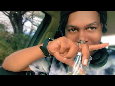 Musdawka Vlog | Slyngaz & Nukhan trying Str8 Vybz Rum and One Bagga Dawkniss