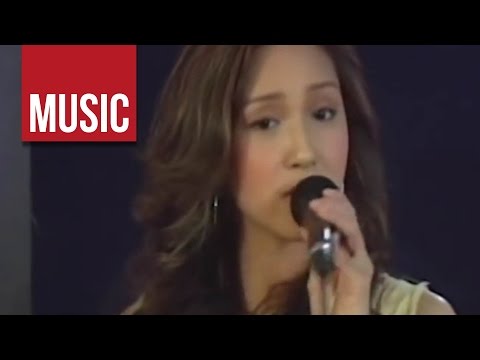 Roxee B. and Q-York - "Wow" Live!