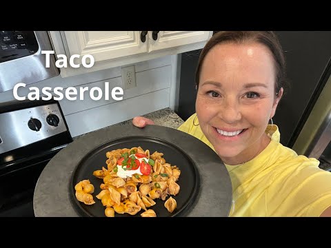 Simple 5 ingredient taco casserole | Easy weeknight recipe