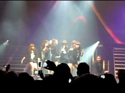 G.NA - (Rihanna Cover) Take a Bow & Rude Boy Fancam